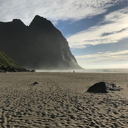 Ett Roms Leilighet Vestvagoy Gravdal  エクステリア 写真